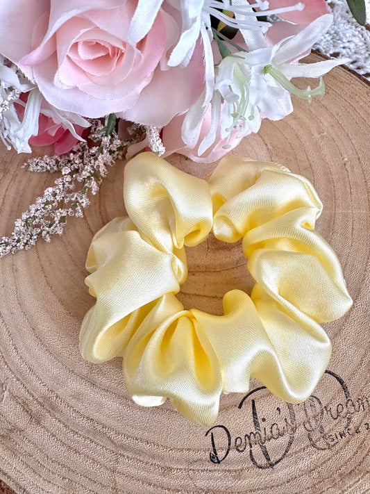 Sunshine yellow silk regular