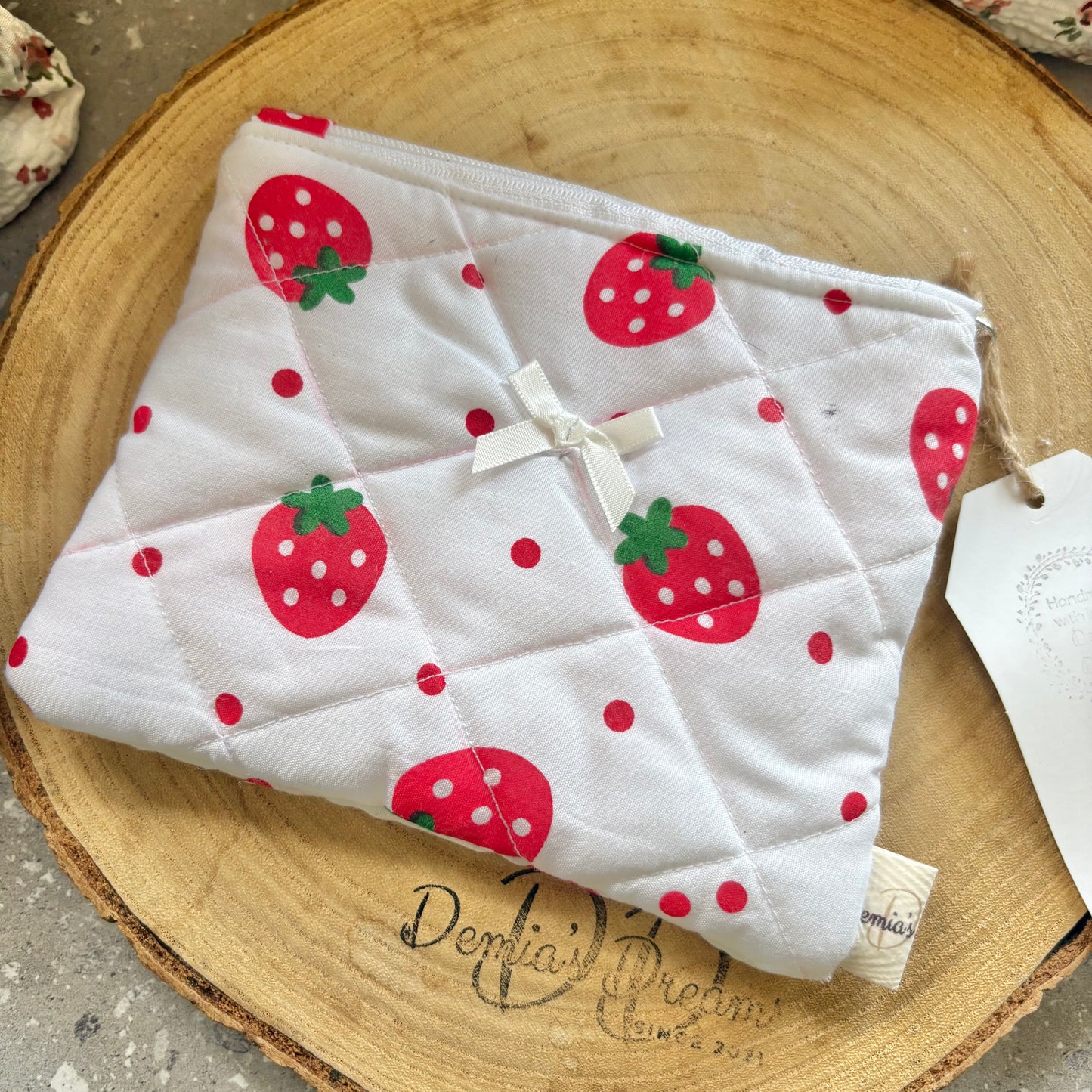 Strawberries 🍓( slightly larger purse )