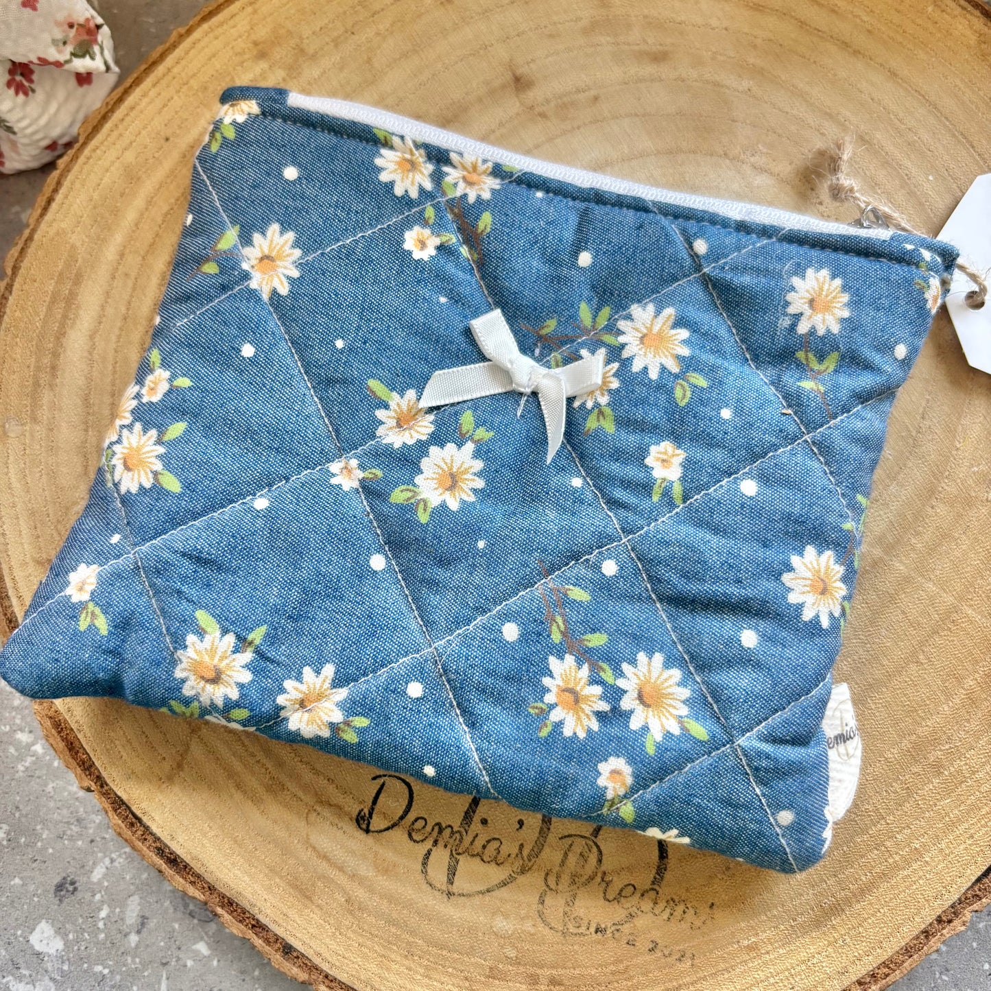 Daisy blue slightly larger purse